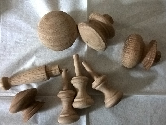 Includes drawer knobs for kitchen cabinets, cupboards and bun feet for furniture